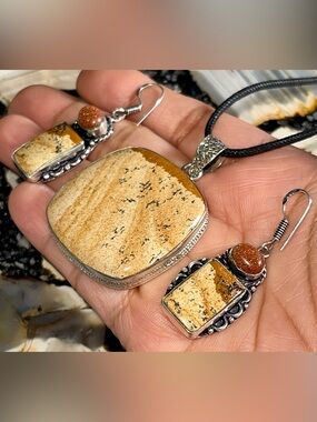 Sunstone & Picture Jasper Crystal Pendant & Earrings Set